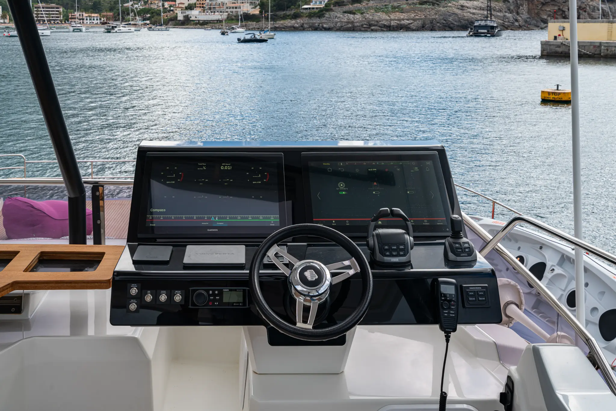 Yacht interior HDR photography