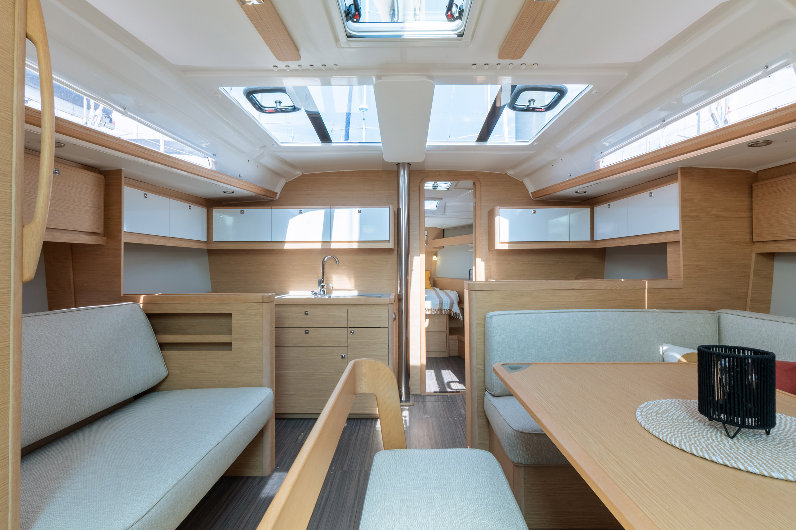 HDR yacht interior photography by Immersive Yachts — correctly exposed saloon with natural window light